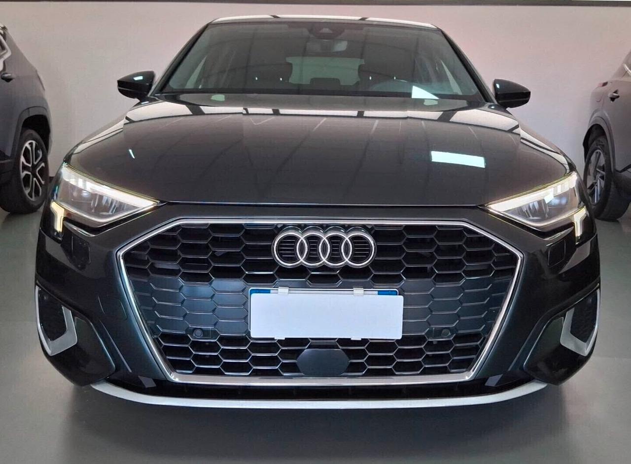Audi A3 SPB 35 TFSI S line edition Fari full led