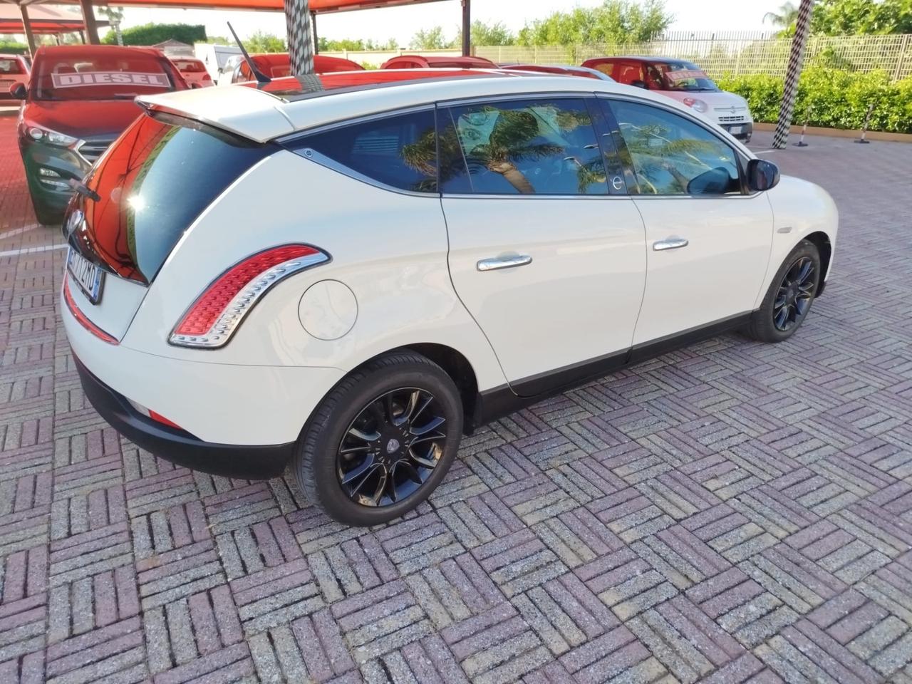 Lancia Delta 1.4 T-Jet 120 CV Silver Ecochic GPL