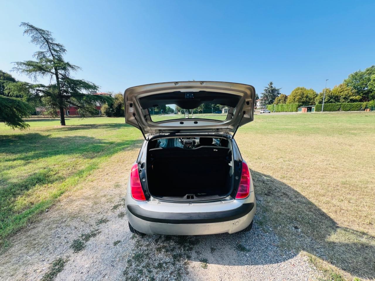 Lancia Ypsilon 1.2 Argento