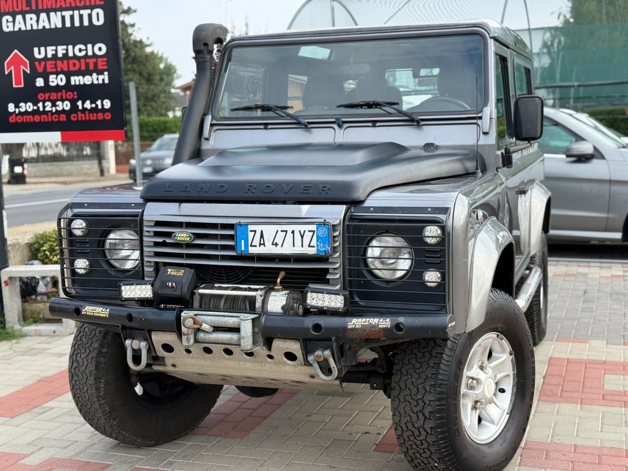 Land Rover Defender 90 2.4 TD4 4 POSTI 3 PORTE E