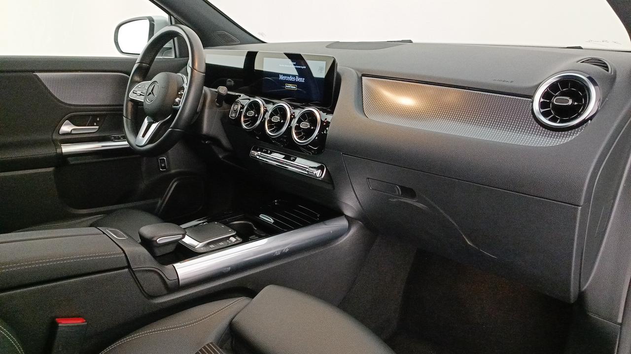 Mercedes-Benz GLA-H247 2020 - GLA 180 d Business auto