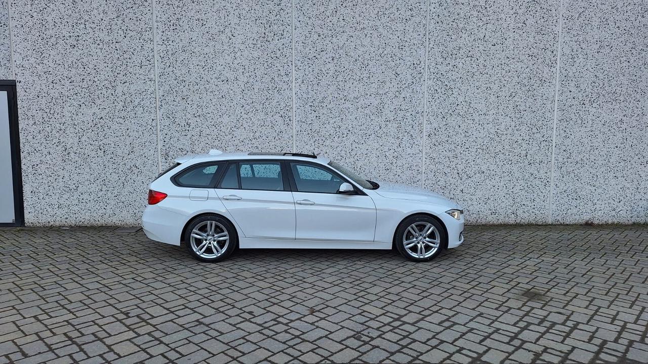 BMW 318D Touring Sport Tetto Led