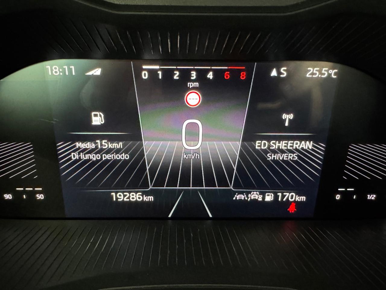 Skoda Kamiq 1.0 tsi Black Dots 115cv