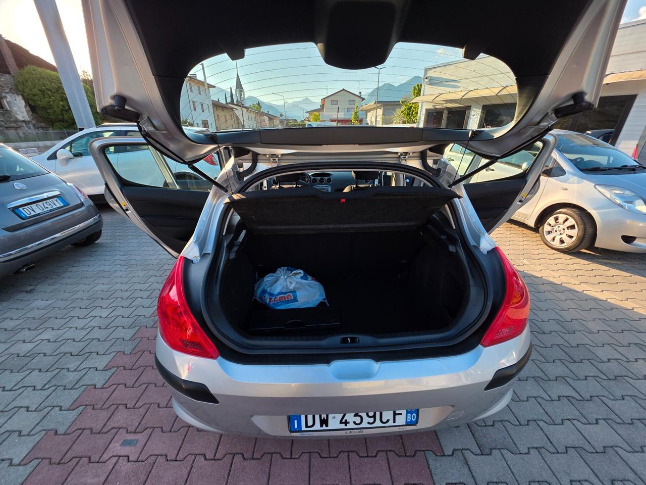 Peugeot 308 1.4 VTi 95CV perfetta e garantita 12 mesi