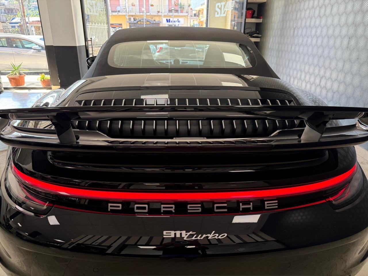 Porsche 911 Turbo Cabriolet 581cv - PACK LUX