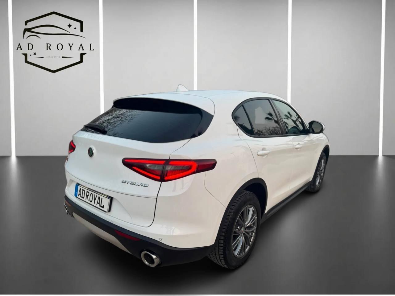 Alfa Romeo Stelvio 2.2 Turbodiesel 180 CV AT8 RWD Executive 03/2018