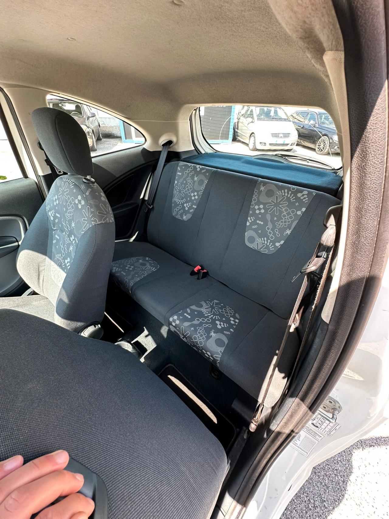 Ford Ka 1.2 8V 69CV Titanium