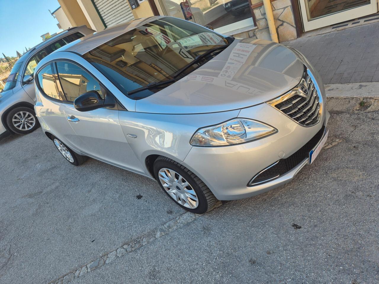 LANCIA YPSILON 1.2 BENZINA 70 CV ANNO 2015 KM 110000 CERT