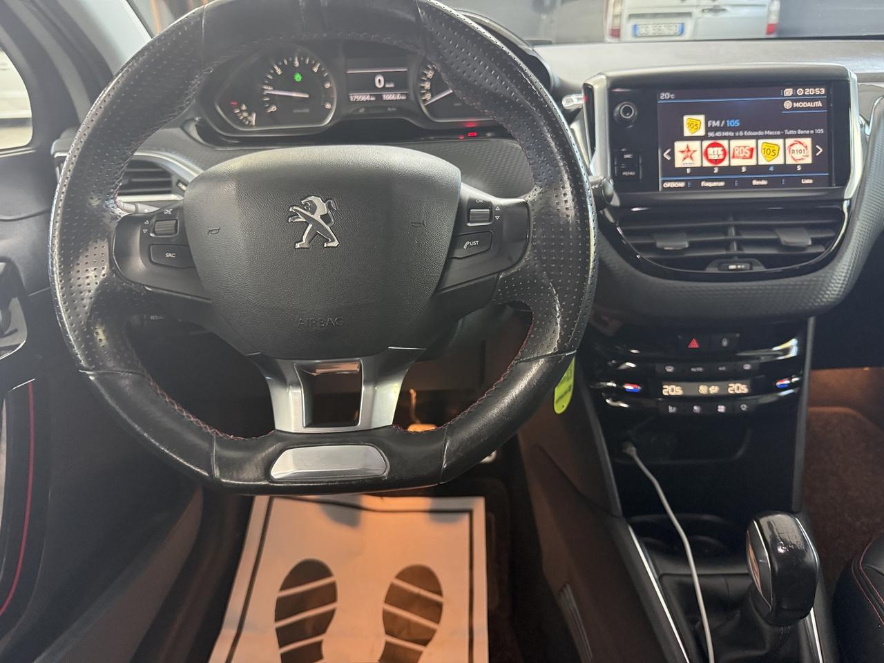Peugeot 208 BlueHDi 100 5 porte GT Line