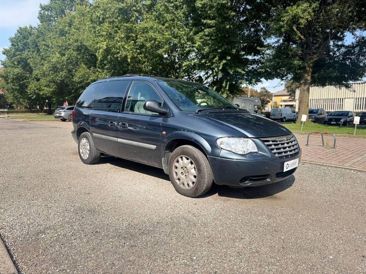 Chrysler Voyager IV 2004 2.8 crd LX Leather