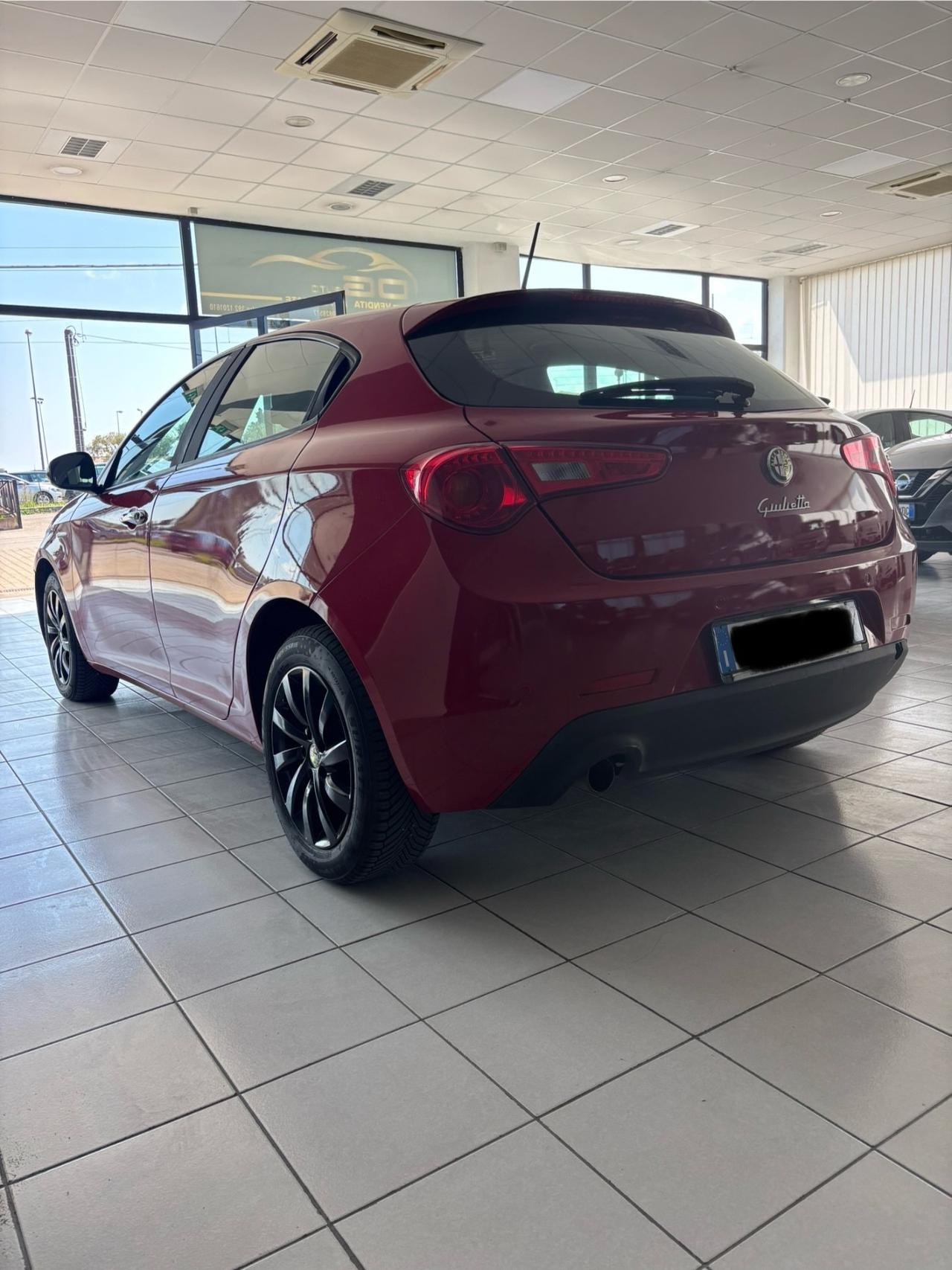 Alfa Romeo Giulietta 1.6 JTDm-2 120 CV Exclusive