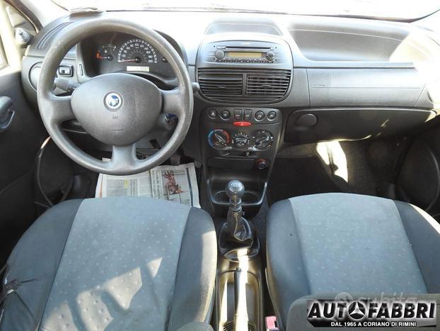 FIAT - Punto - 1.2 5p. Active Natural Power