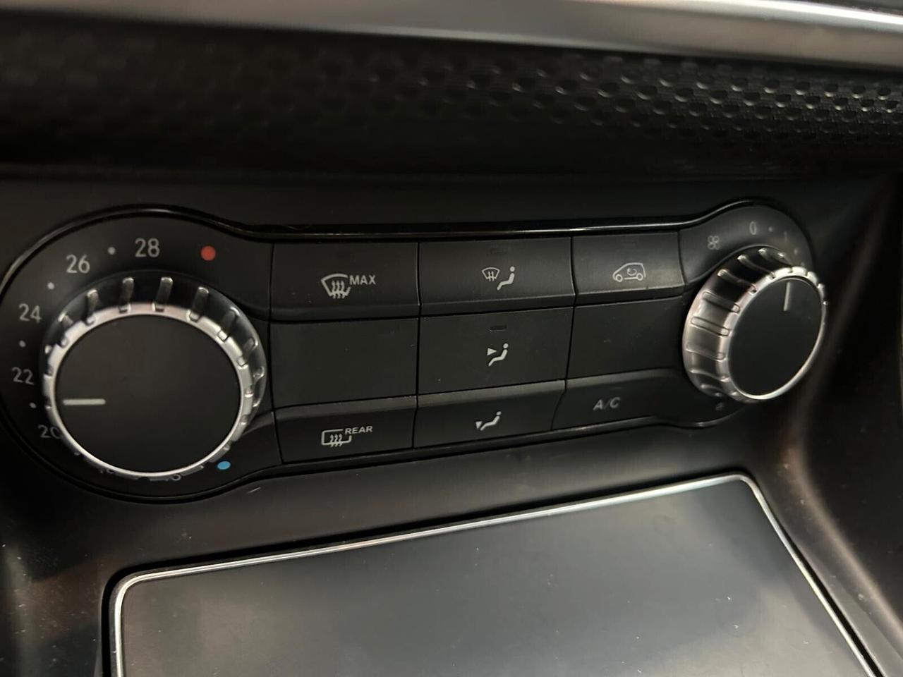Mercedes-benz A 180 d SPORT Automatic