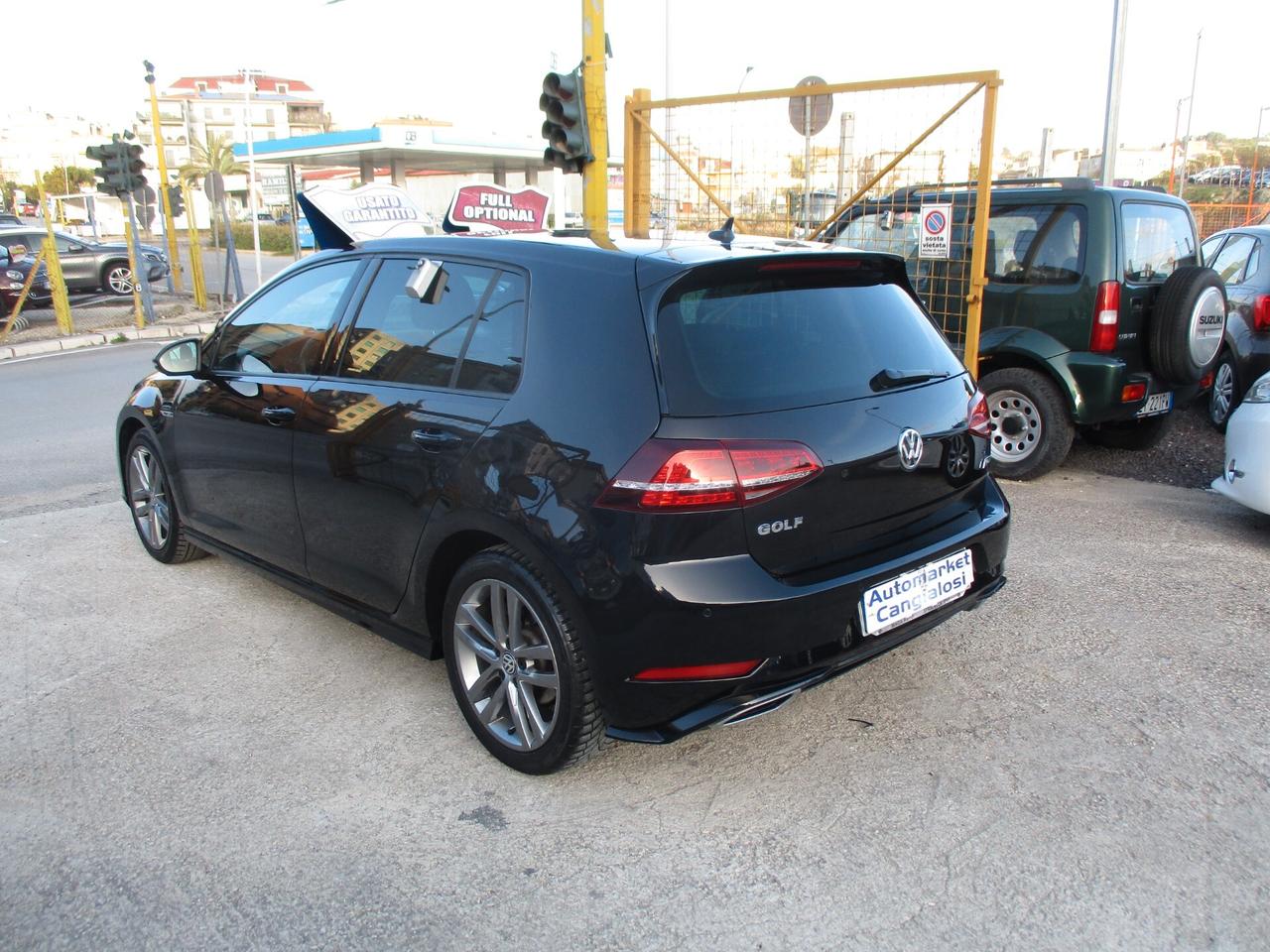 Volkswagen Golf 7.5 1.6 TDI R-LINE FULL OPTIONAL 2018