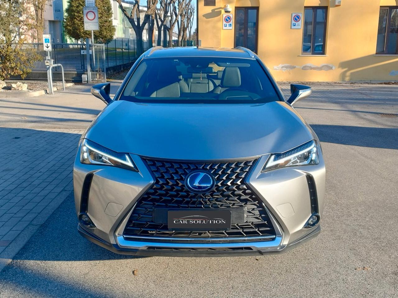 Lexus UX250h Hybrid Executive UNIPRO