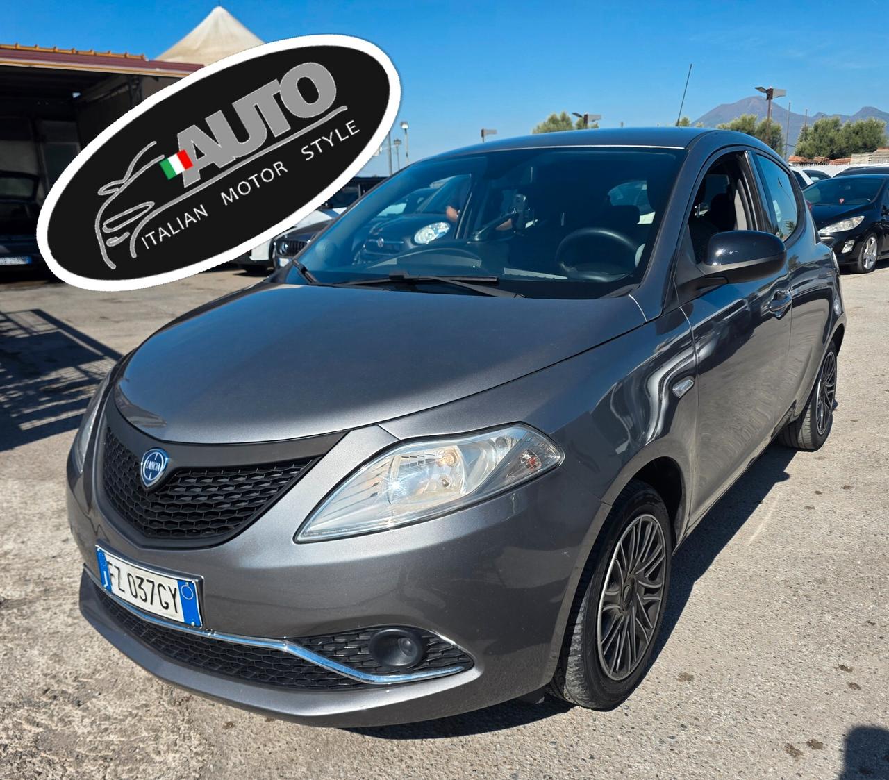 Lancia Ypsilon 1.2 69 CV 5 porte GPL Ecochic Gold