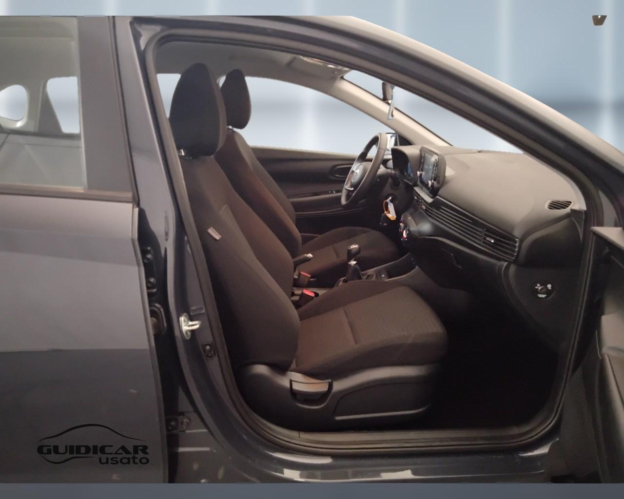 HYUNDAI i20 III 2021 - i20 1.2 mpi Connectline Exterior Pack