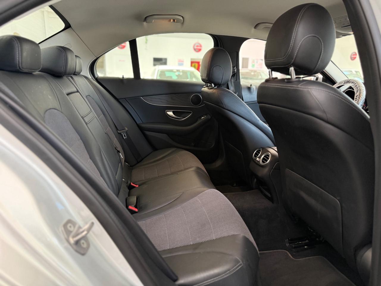 Mercedes-benz C 200 d Auto Premium