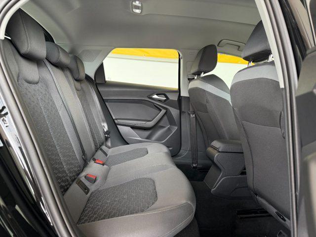 AUDI A1 citycarver 30 TFSI Identity Contrast NEOPATENTATI