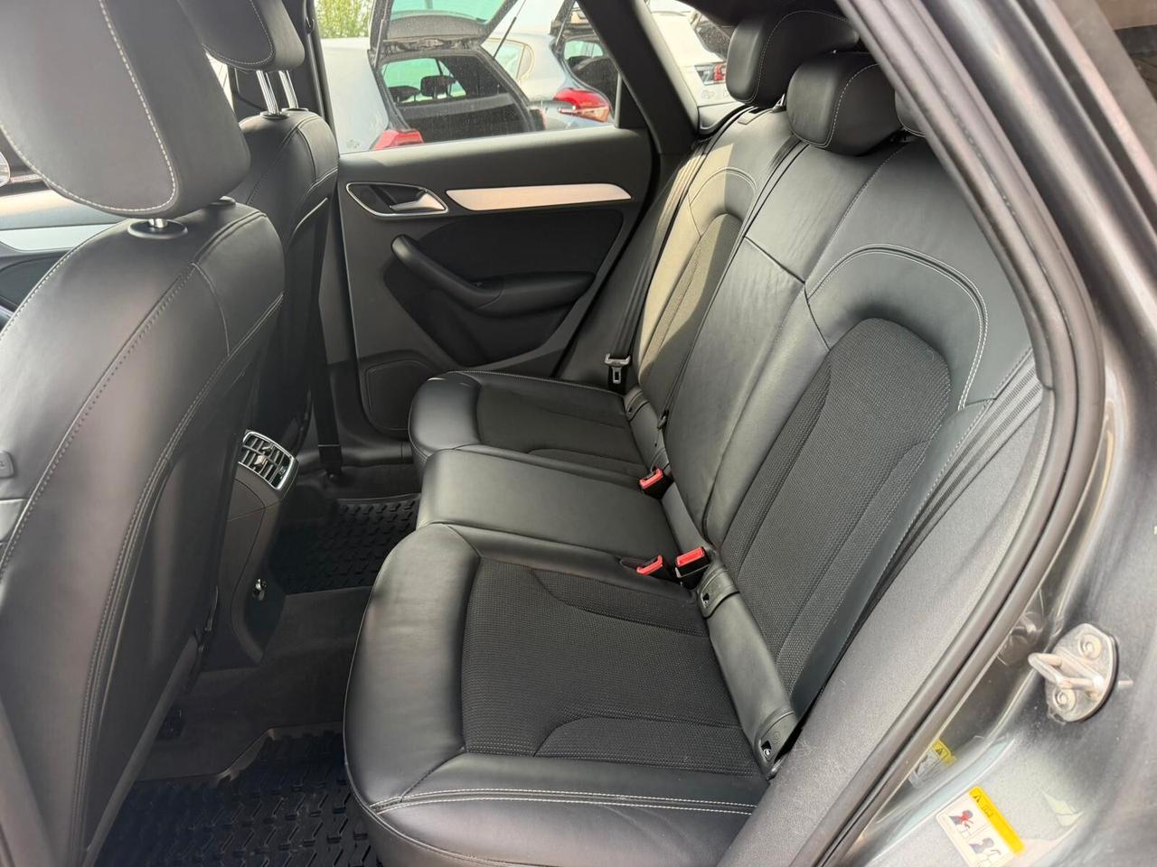 Audi Q3 S Line 2.0 Diesel Automatica