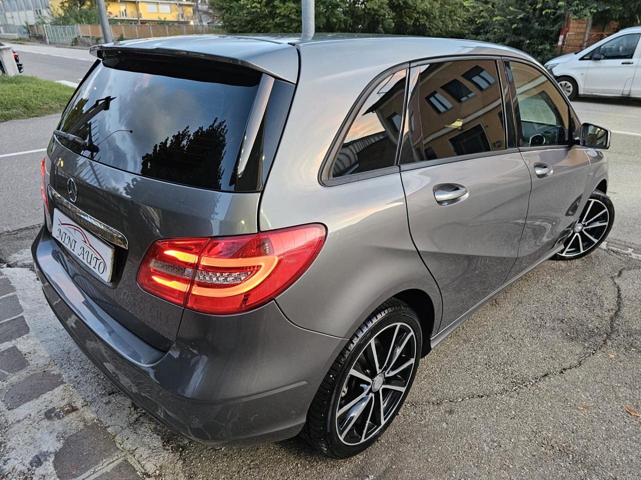 Mercedes-benz B 180 CDI 110cv Executive*Bi-Xeno*18*Pdc*