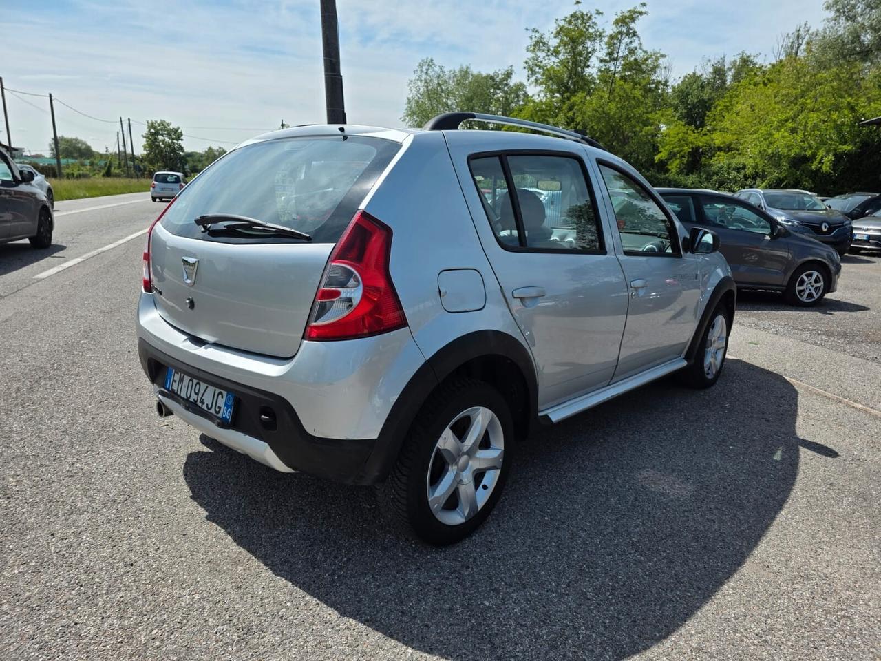 Dacia Sandero Stepway 1.6 8V GPL 85CV