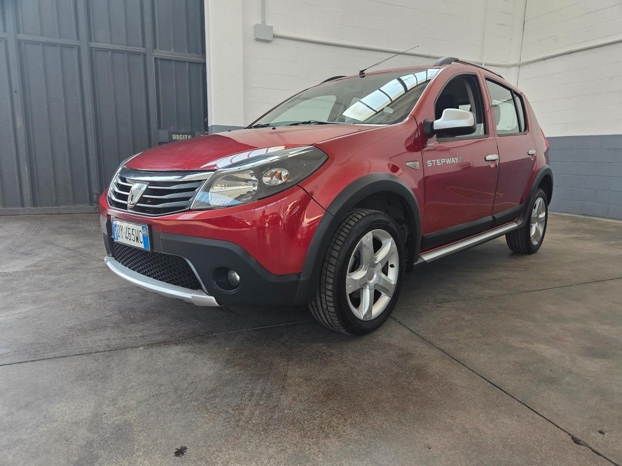 Dacia Sandero 1.6 8V Lauréate