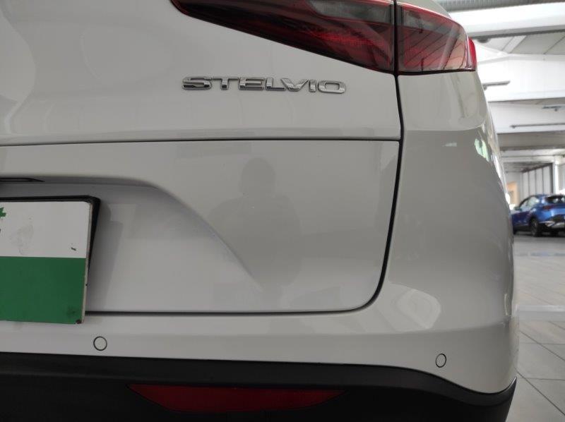 ALFA ROMEO Stelvio (AUTOCARRO) 2.2 Turbodiesel 160 CV AT8 RWD Business