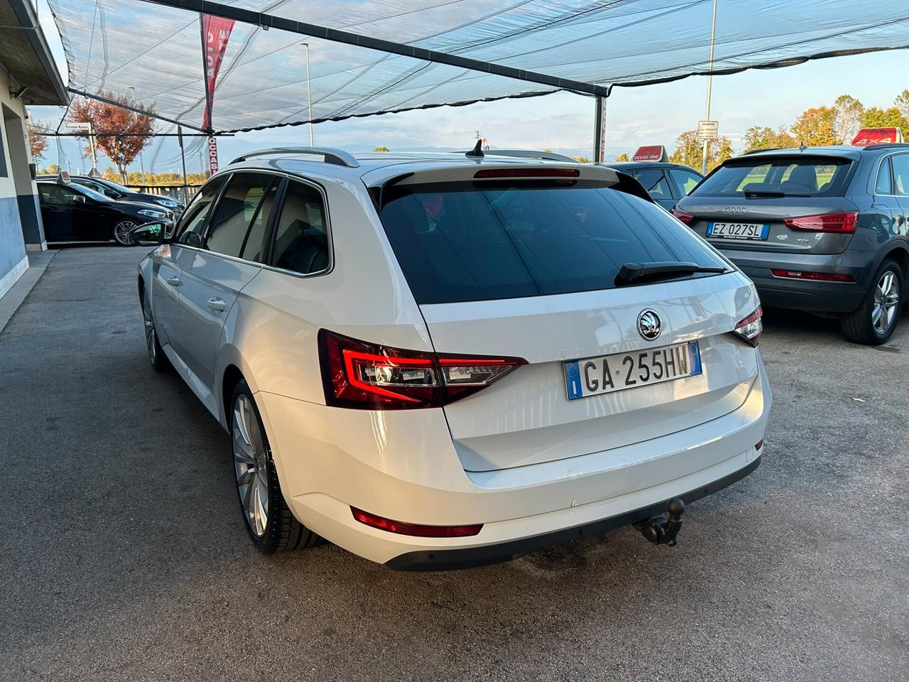 Skoda Superb 2.0 TDI 190 CV SCR DSG Wagon Ambition