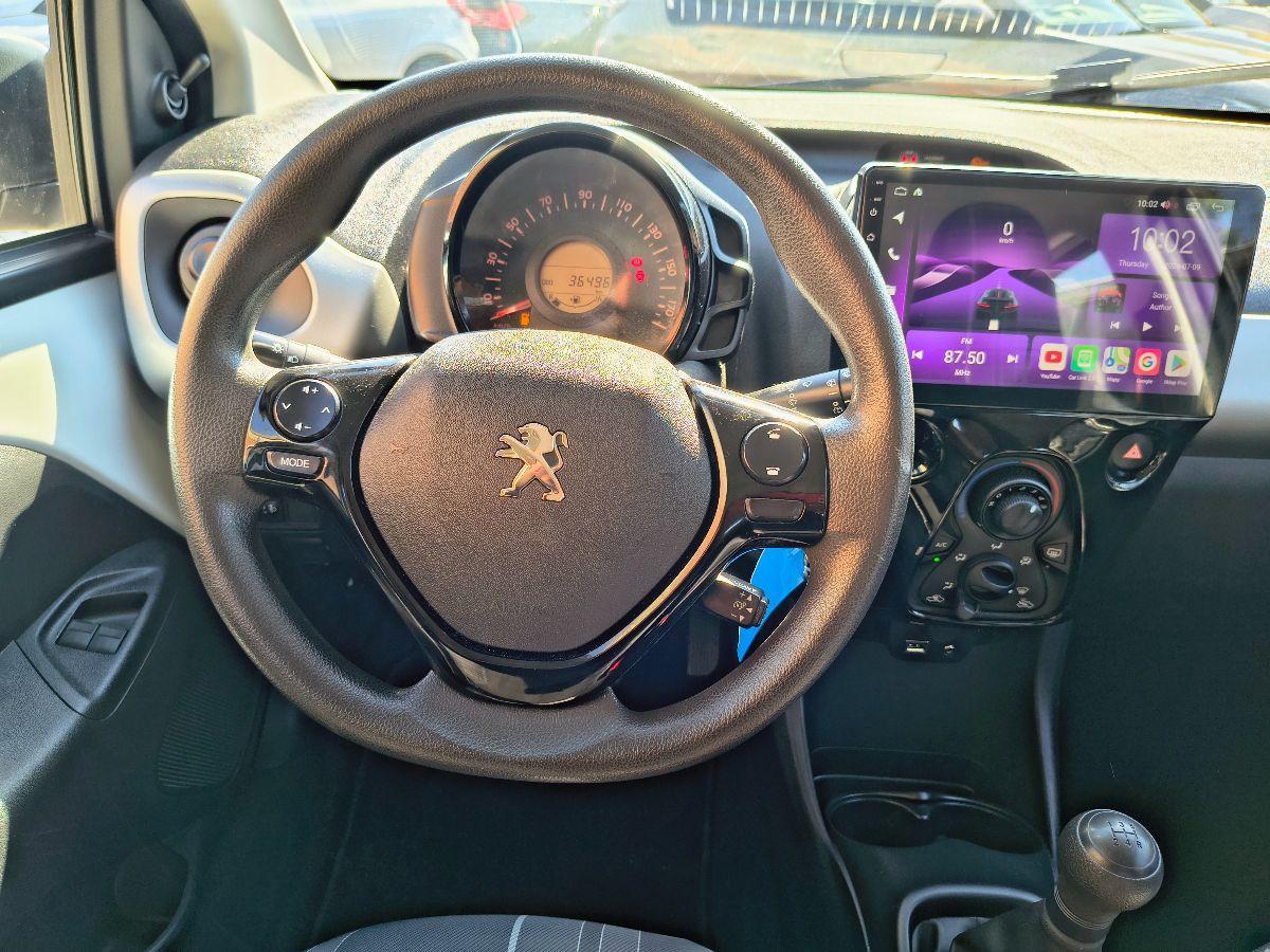 PEUGEOT - 108 - PureTech 82 5p. Active TOP!