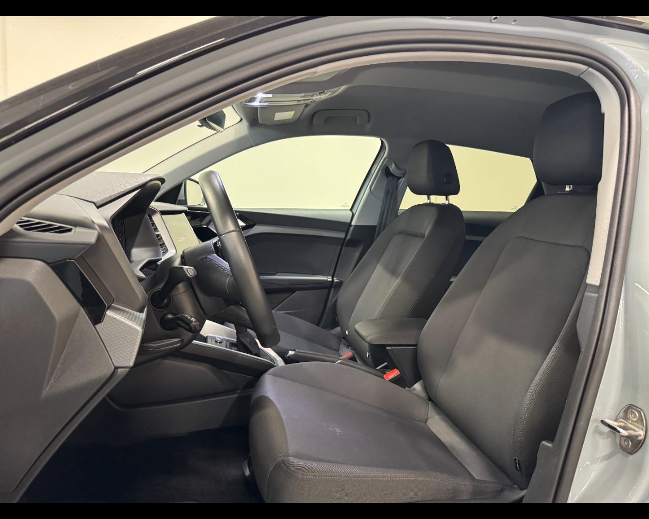 AUDI A1 SPORTBACK 35 TFSI S-TRONIC S LINE EDITION