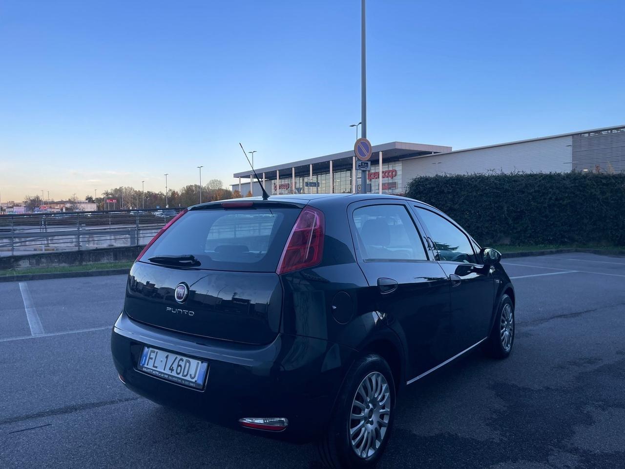 Fiat Punto 1.3 MJT II S&S 95 CV 5 porte Street