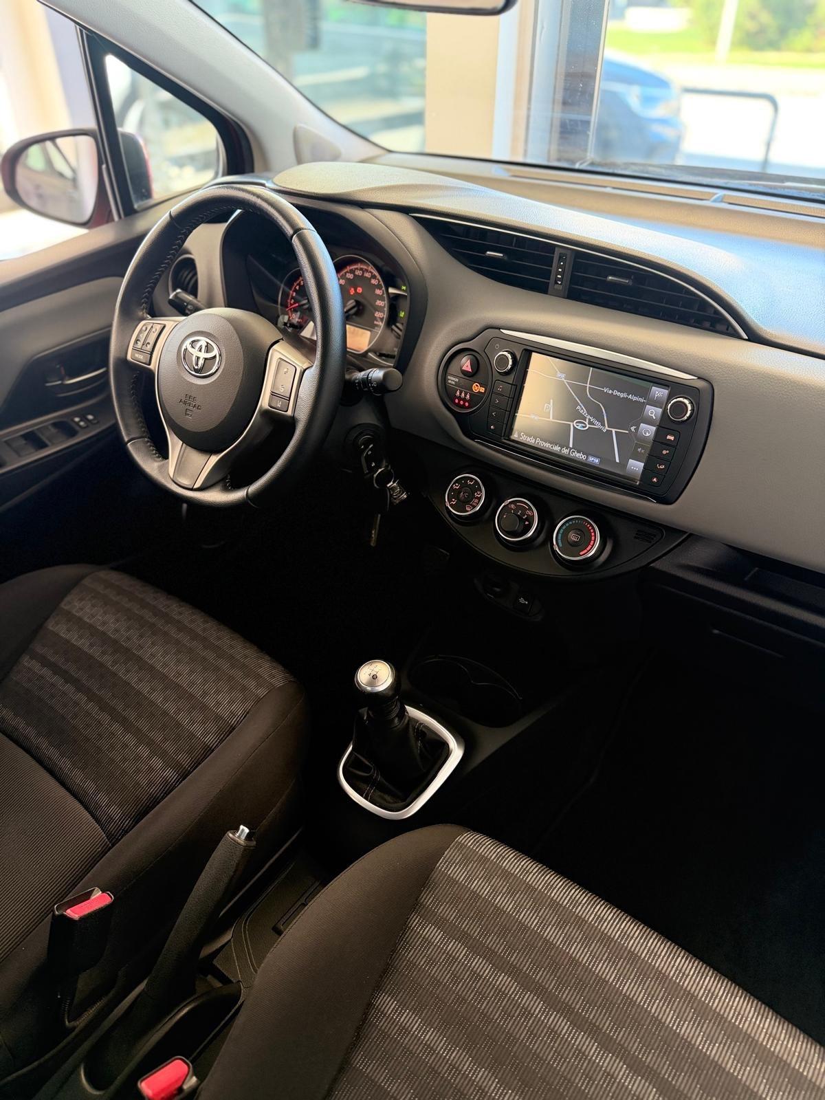 Toyota Yaris 1.0 5 porte Active