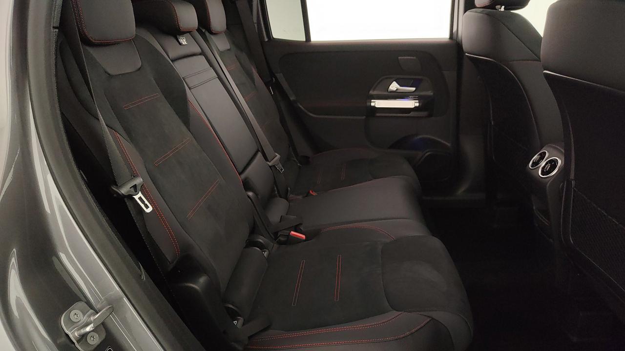 Mercedes-Benz GLB 200 d