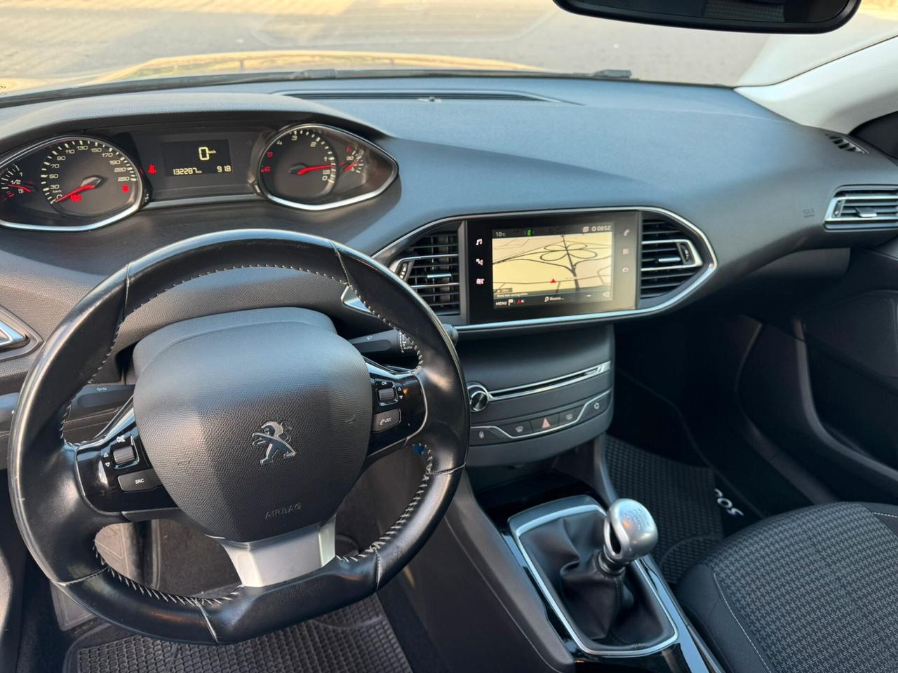 Peugeot 308 BlueHDi 130 S&S Allure