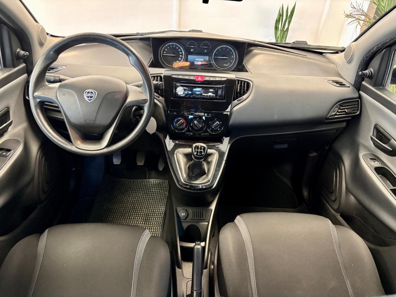 Lancia Ypsilon 1.2 69 CV 5 porte GPL Ecochic Gold