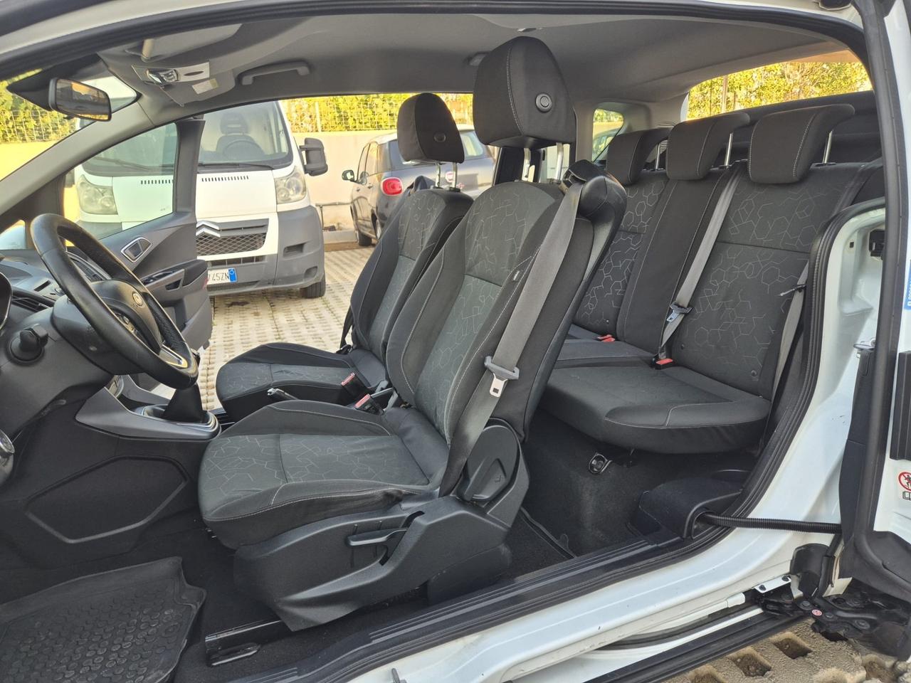 Ford B-Max 1.4 90 CV GPL