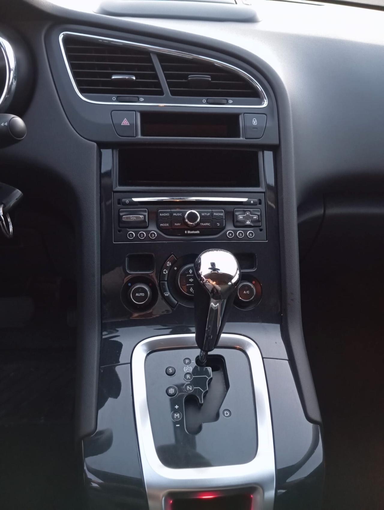 Peugeot 5008 BlueHDi 120 EAT6 S&S Allure