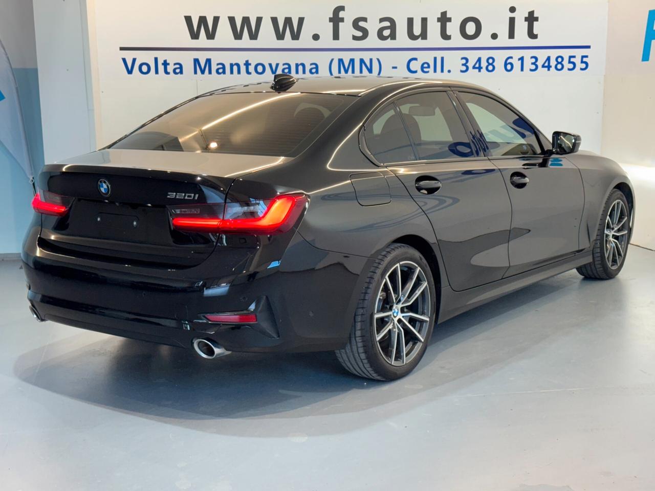 Bmw 320 i benzina Sportline 184cv CL18 PACCHETTO LUCI