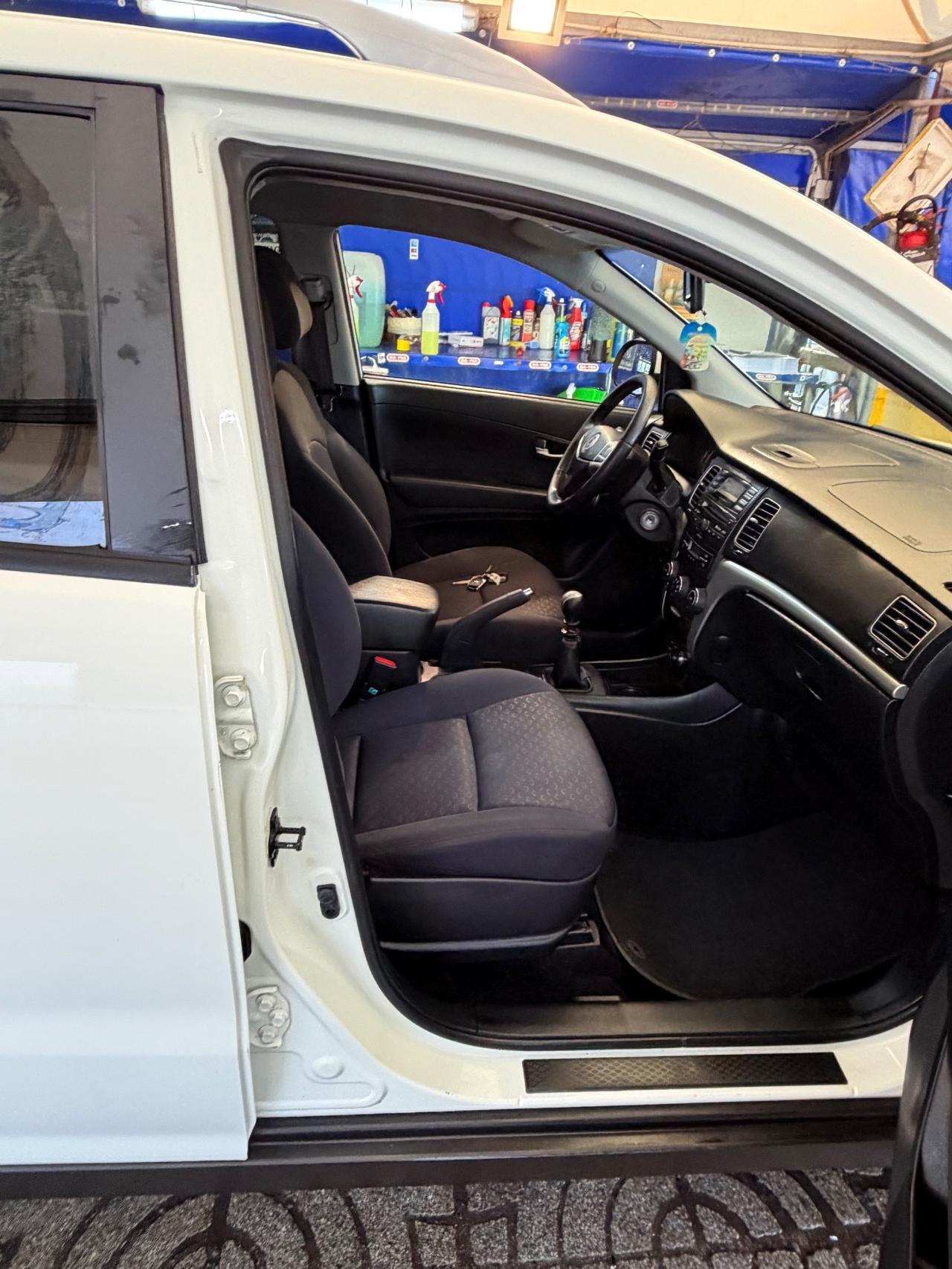 Ssangyong Korando 2.0 e-XDi 175 CV 2WD MT Classy