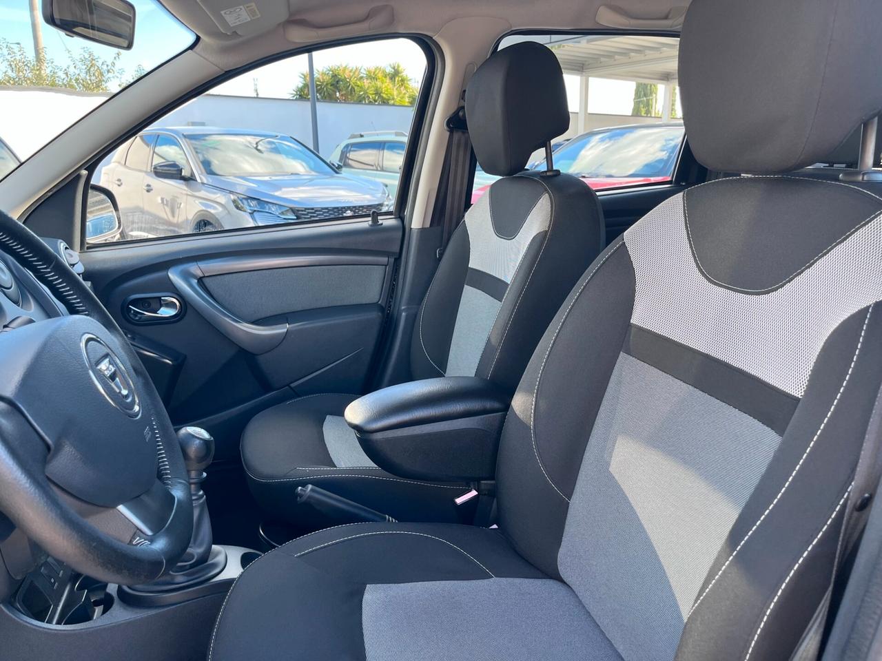 Dacia Duster 1.5 dCi 110CV S&S 4x2 Serie Speciale Lauréate Family