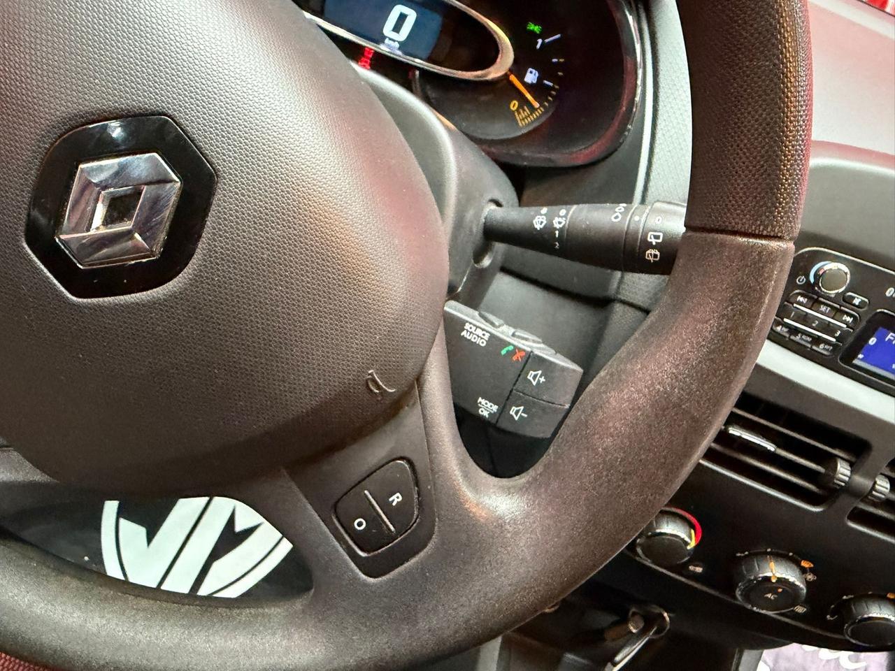 Renault Clio 1.2 75CV GPL 5 porte Live OK NEOPATENTATI