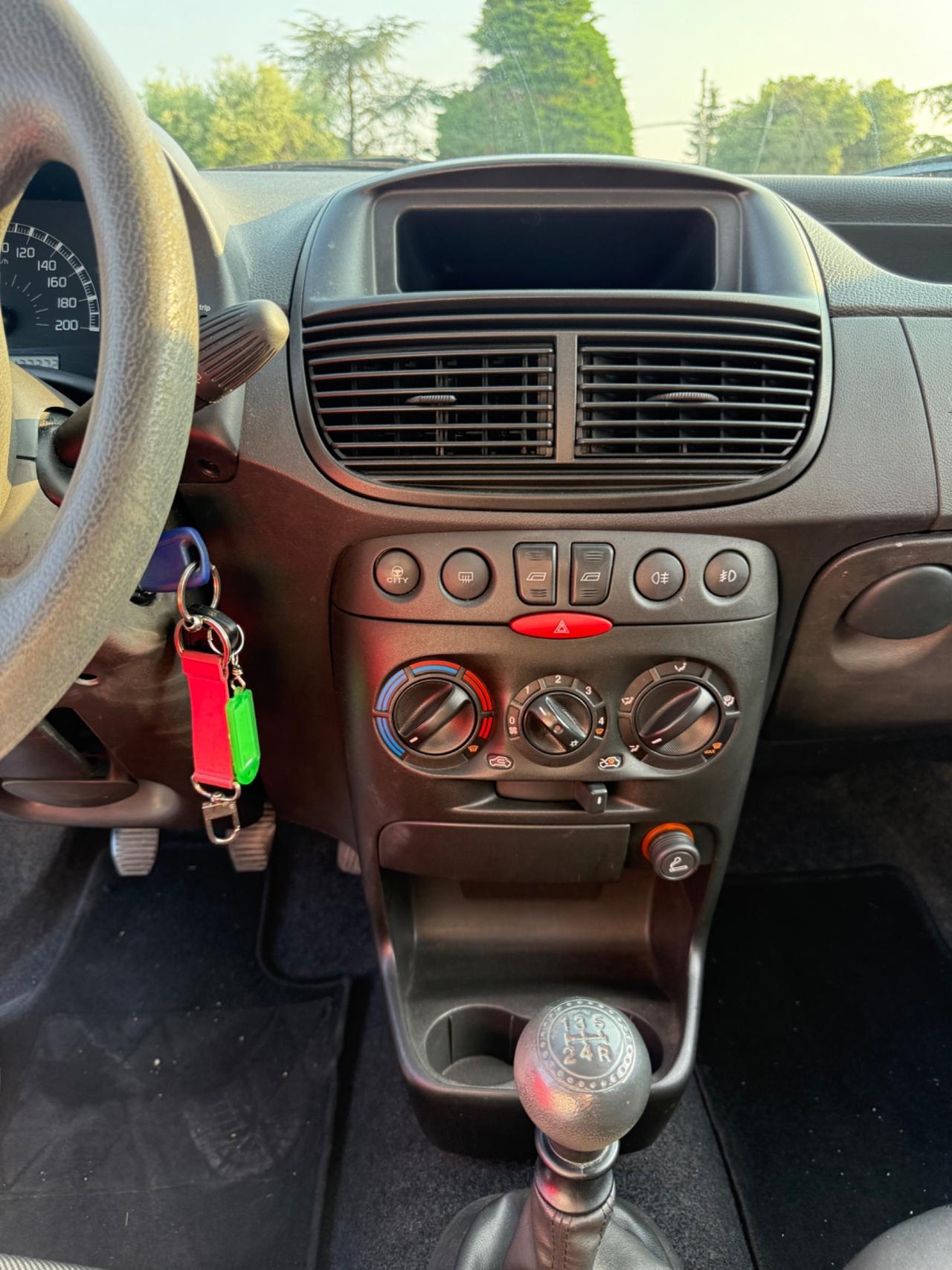 Fiat Punto 1.2 Natural Power benzina metano UNIPROPRIETÀ