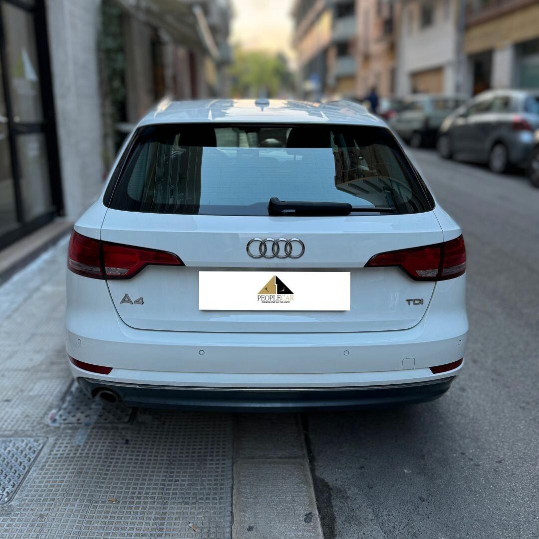 Audi A4 Avant **TUA A 230€ AL MESE**