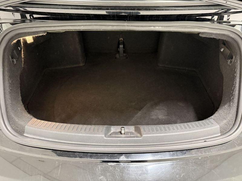 Volkswagen Maggiolino 1.6 TDI Design 50s