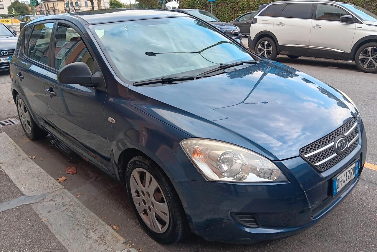 Kia Ceed cee'd 1.6 CRDi VGT 90CV 5p. LX
