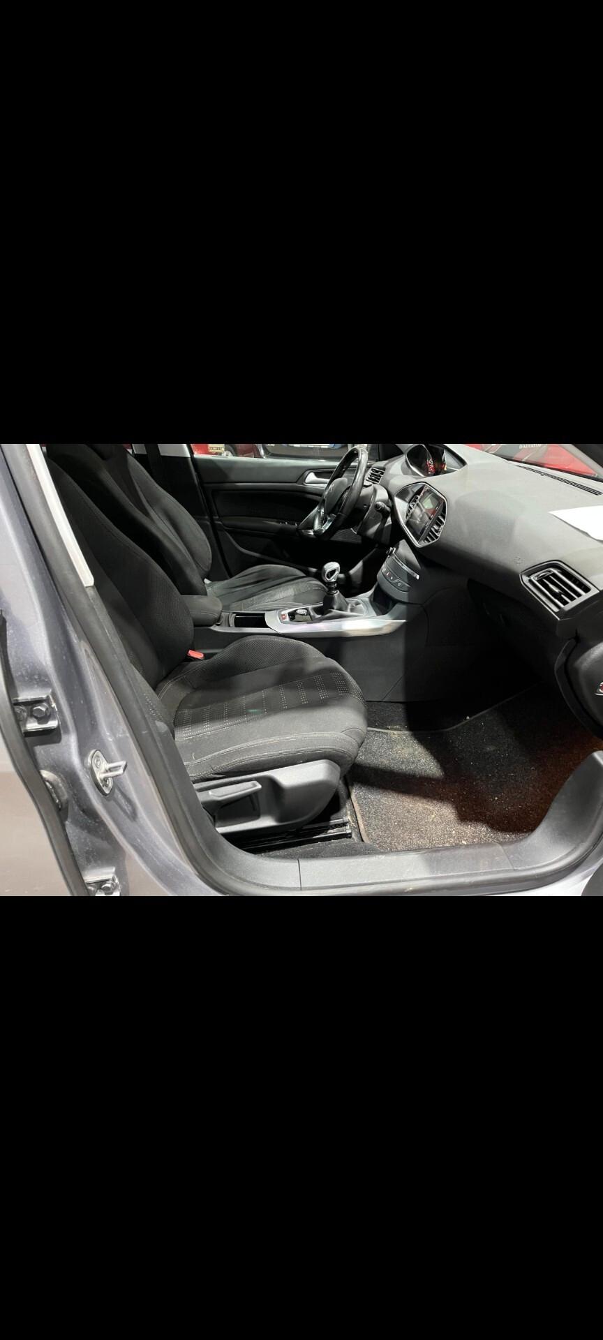 Peugeot 308 BlueHDi 120 S&S Business