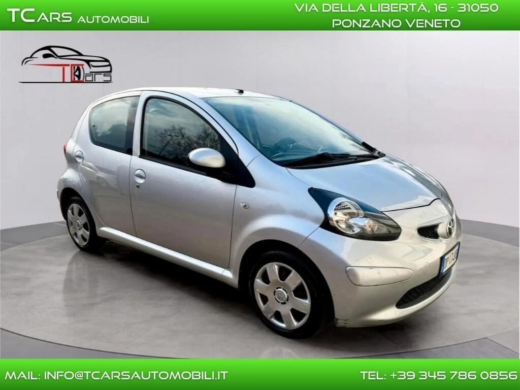 TOYOTA AYGO 1.0 BENZINA-AUTOMATICA-GARANZIA TCARS