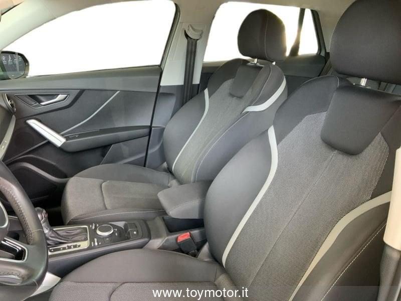 Audi Q2 30 TDI S tronic Identity Black