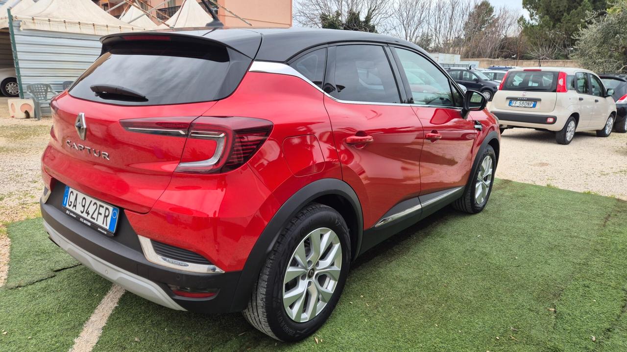 Renault Captur TCe 100 CV GPL Intens